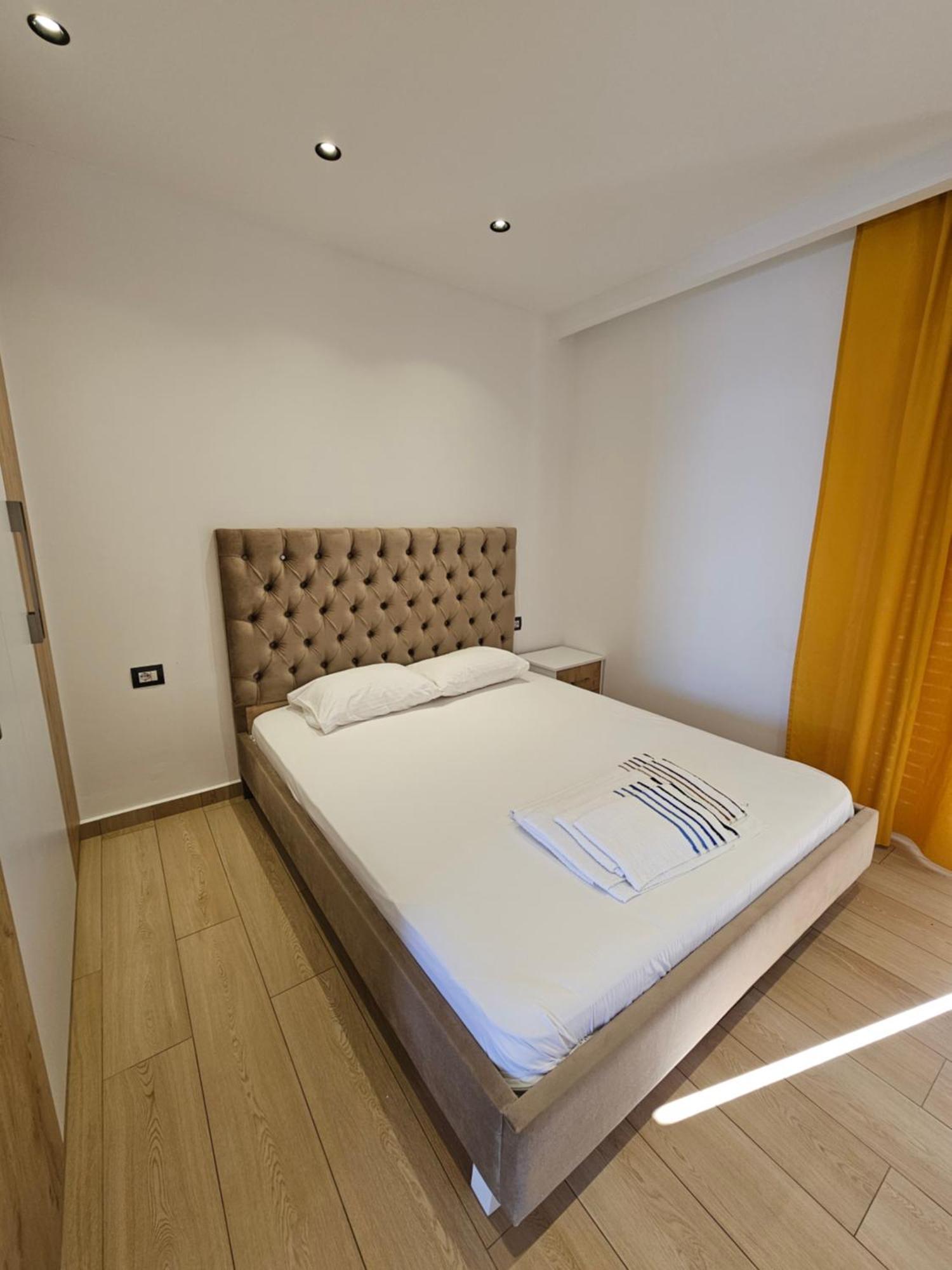 Ledion Apartamento *